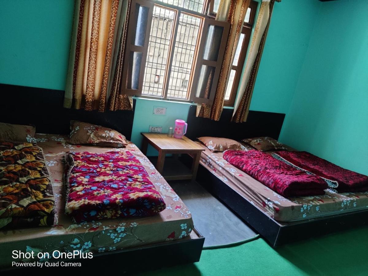 Hari Krishna Guest House Pandukeshwar Eksteriør bilde