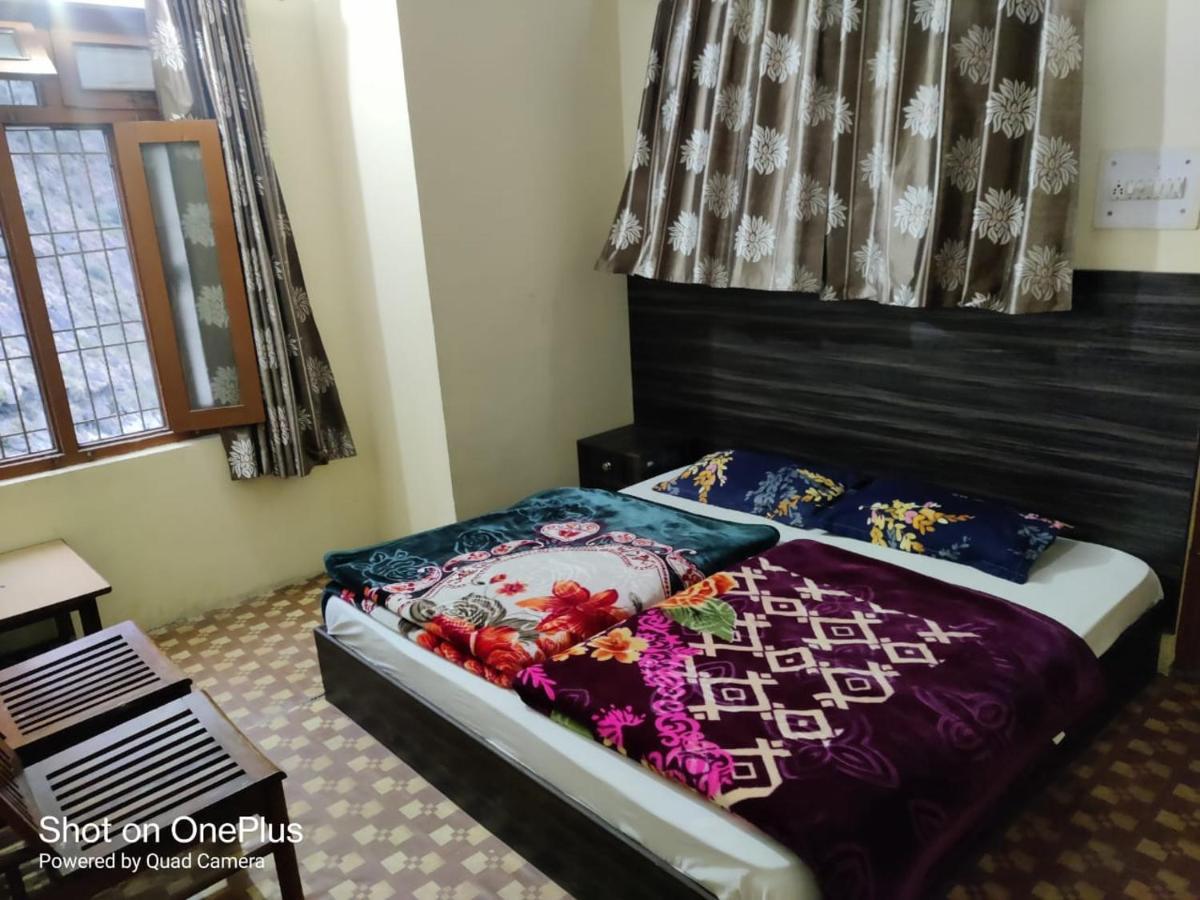 Hari Krishna Guest House Pandukeshwar Eksteriør bilde